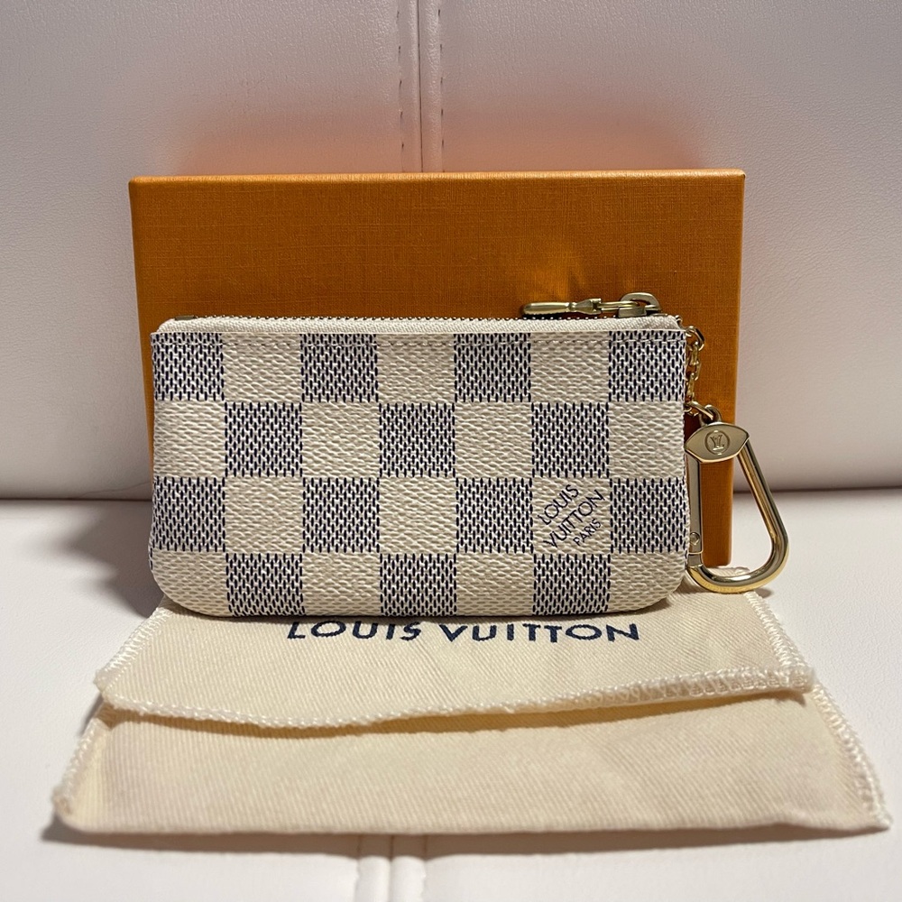 ❌SOLD❌ Louis Vuitton Key Pouch